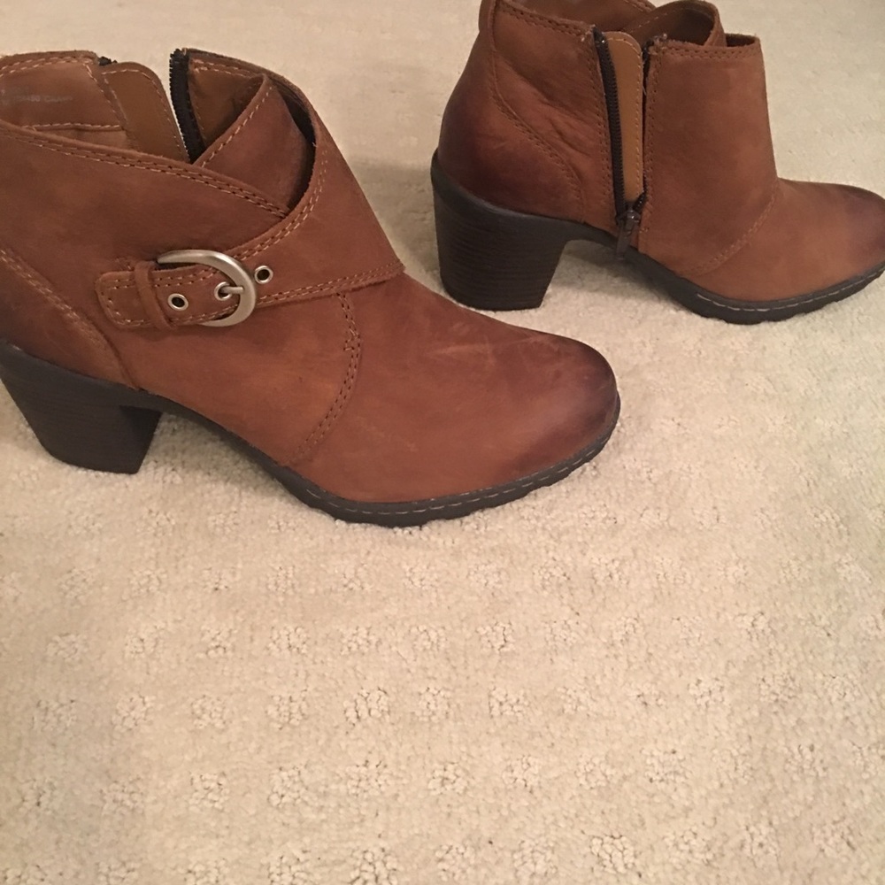 Ankle boots